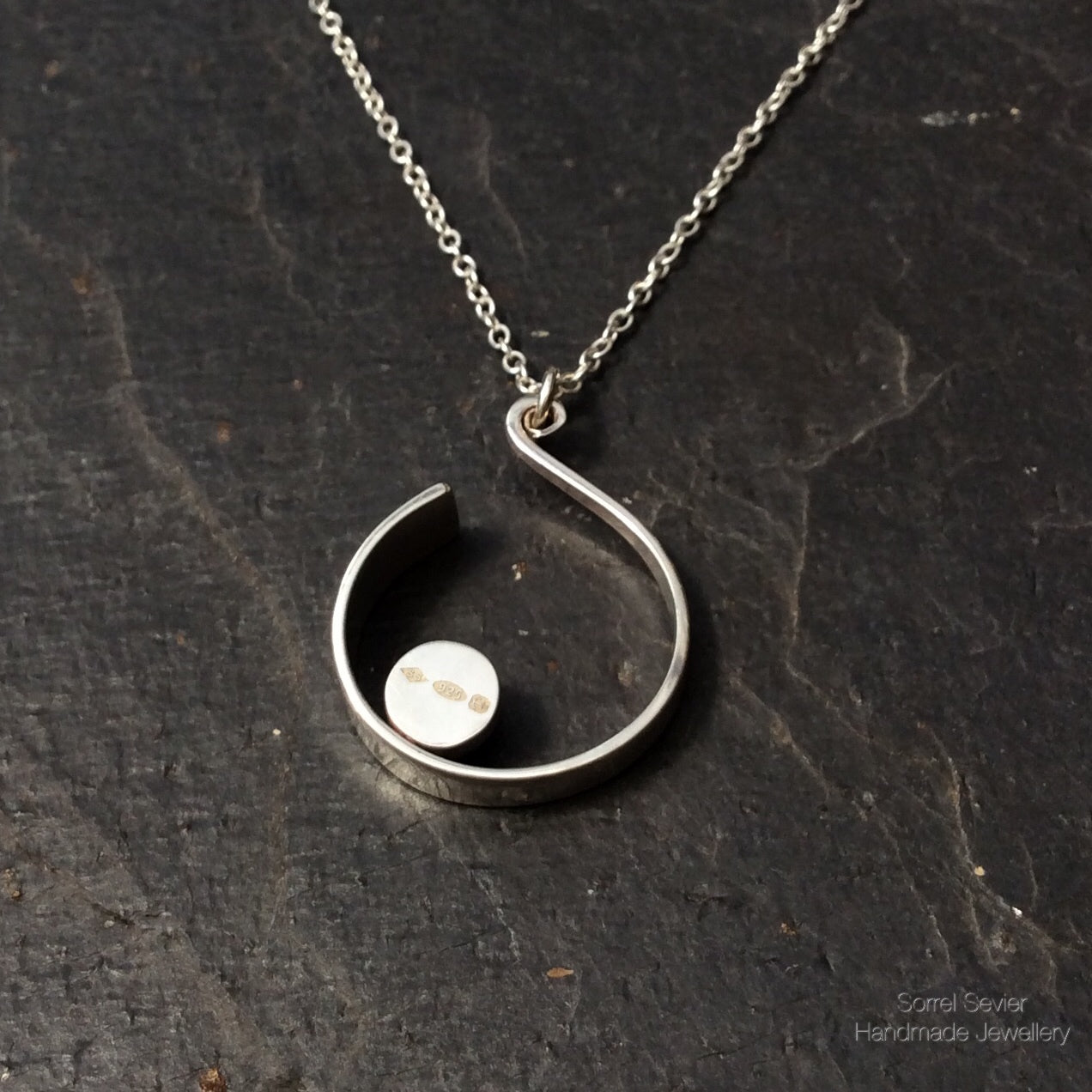Amethyst Curve ‘Swan’ Pendant