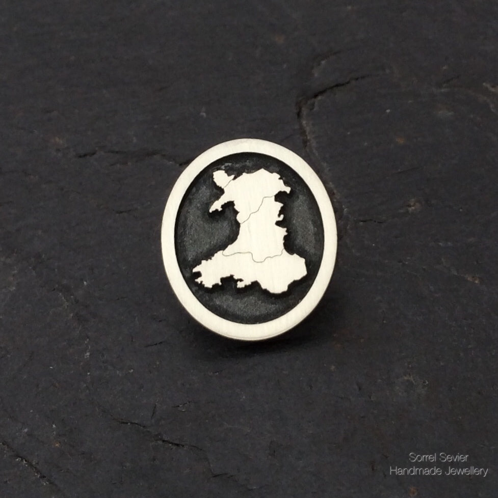 Welsh Map Oval Brooch
