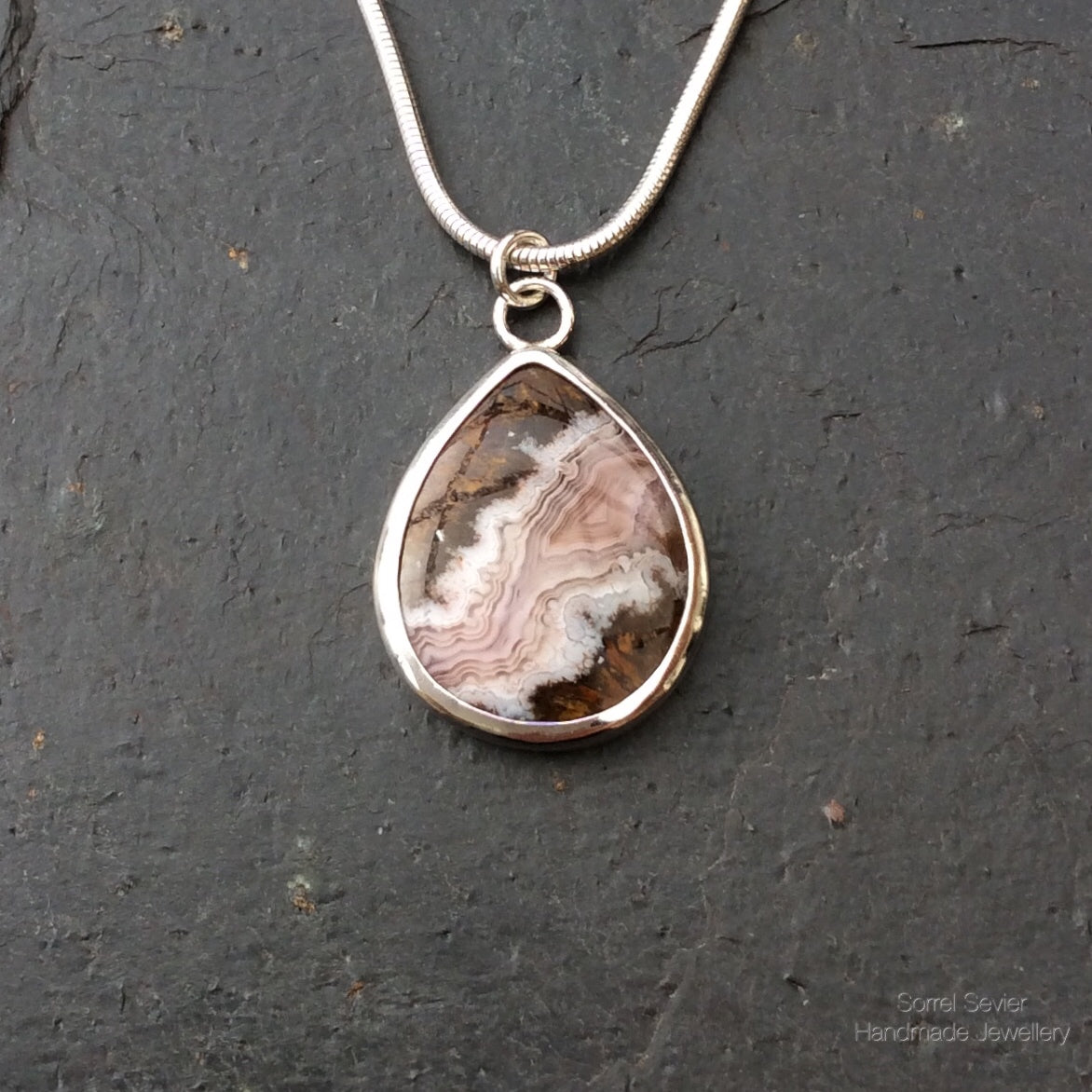 Coyamito Agate Necklace