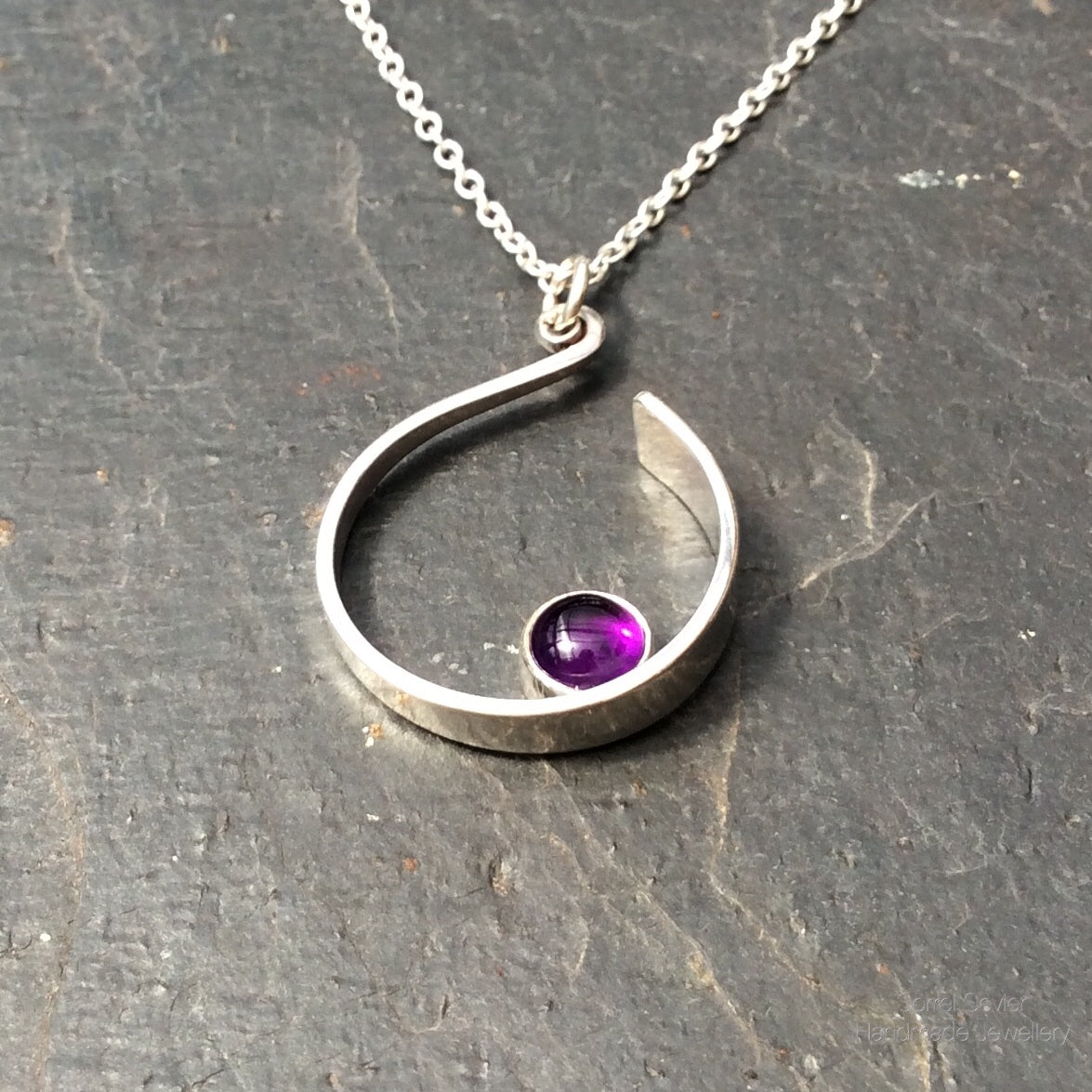 Amethyst Curve ‘Swan’ Pendant