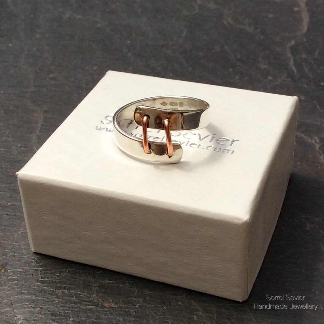 Copper Staples Overlap Ring